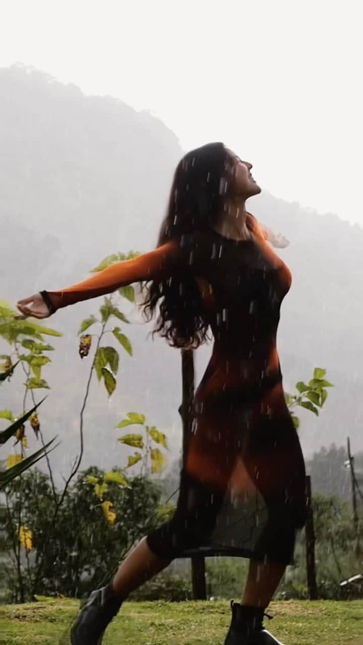 Yanna Lavigne 稲垣アンのインスタグラム：「Essa sou eu fazendo uma das coisas que mais amo nessa vida:」