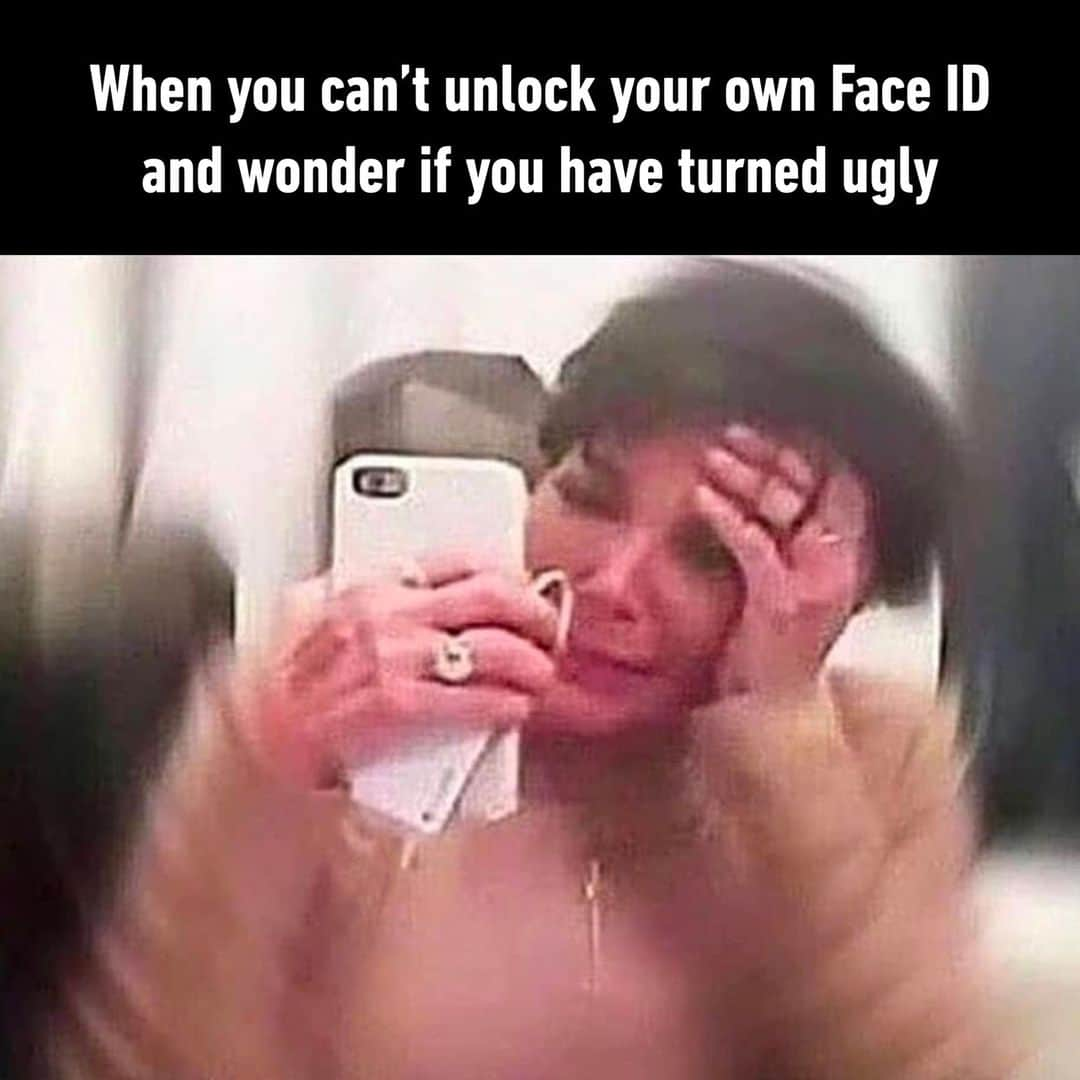 9GAGさんのインスタグラム写真 - (9GAGInstagram)「That's why I use passcode - #iphone #smartphone #faceid #memes #9gag」5月1日 7時00分 - 9gag