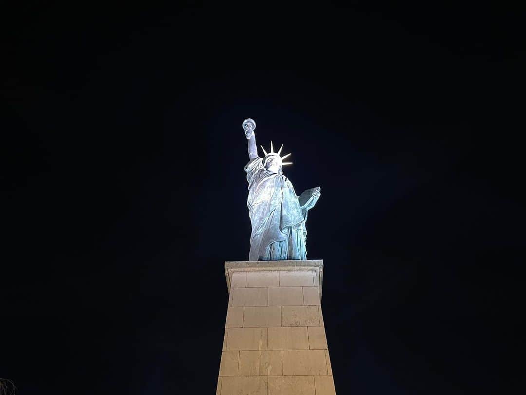 丸山ゴンザレスさんのインスタグラム写真 - (丸山ゴンザレスInstagram)「パリ取材で遭遇した。実はフランスにもある自由の女神！フランス革命から100年を記念してアメリカ人から送られた…らしい。ここ、ウルトラクイズの最初の問題で出題されるとこっぽいなぁ。」5月1日 7時03分 - gonzales_maruyama