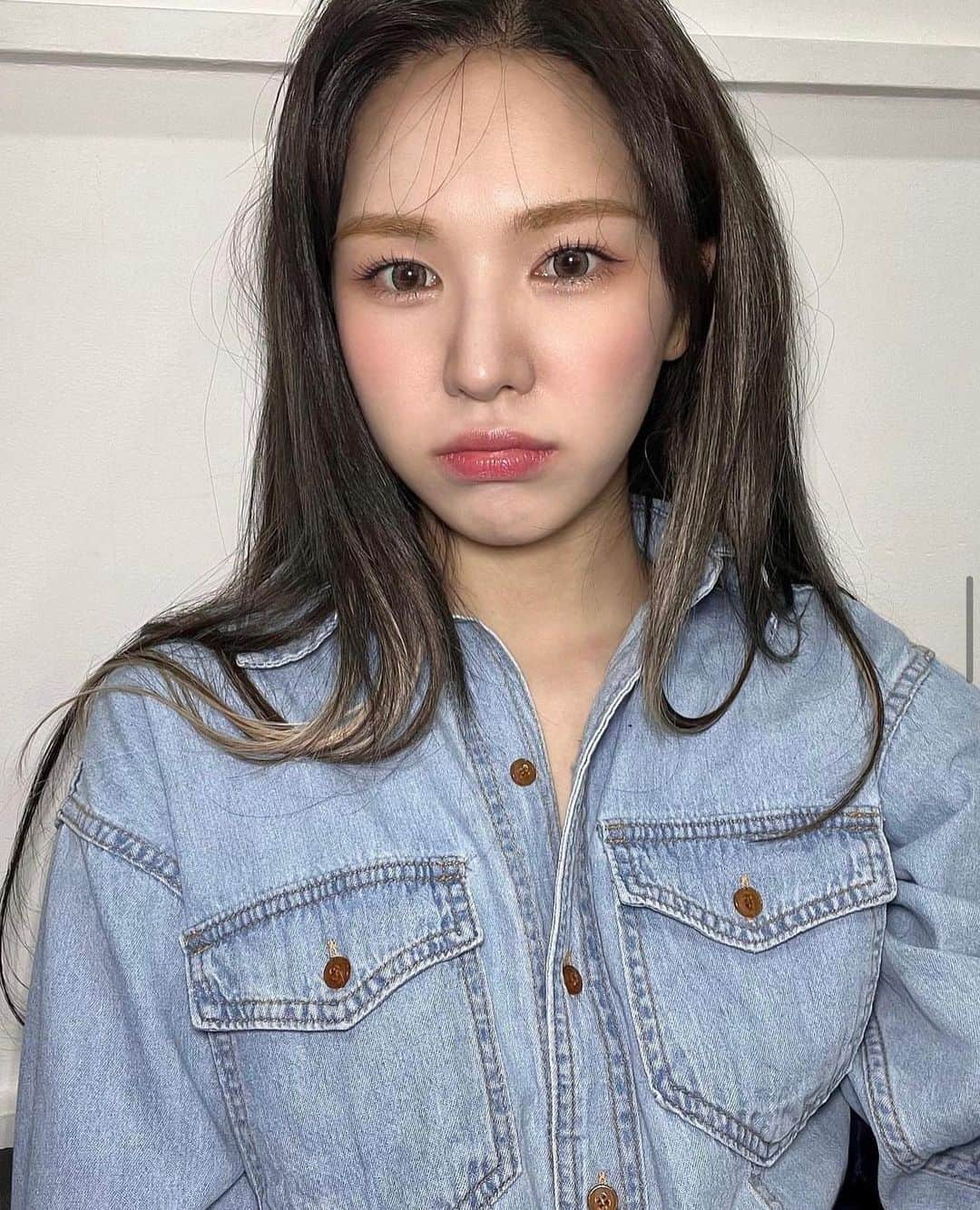 ウェンディ（ファンアカウント）のインスタグラム：「No fringe 🫢 #WENDY #웬디 #REDVELVET #레드벨벳」