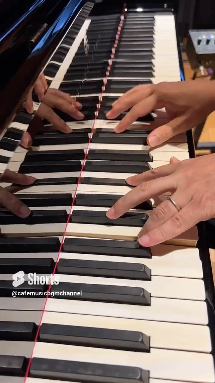 のインスタグラム：「"Overjoyed" Piano Performance - Feel the Joy 🎶 #PianoCover #Overjoyed #MusicCreation」