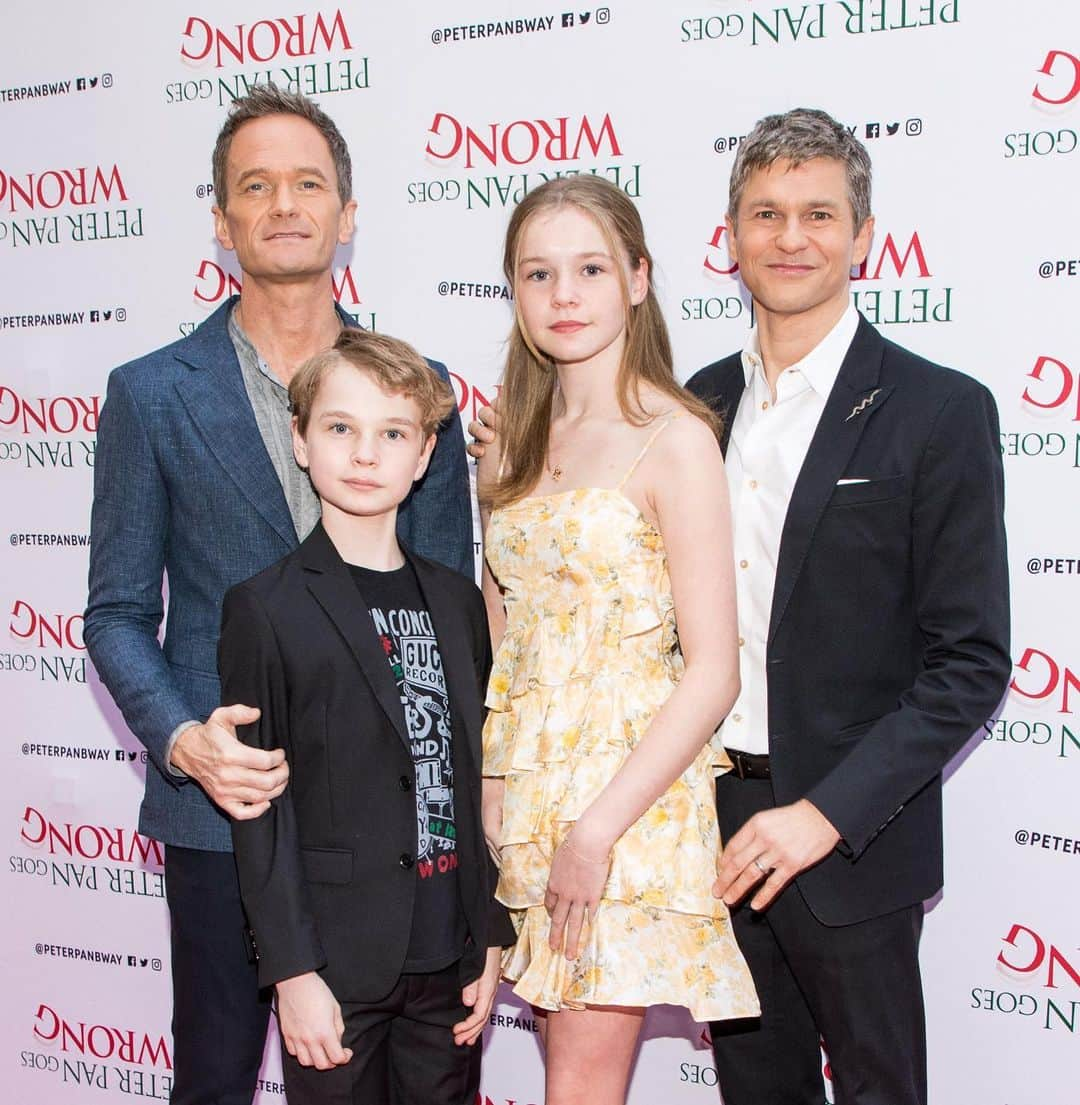 ニール・パトリック・ハリスさんのインスタグラム写真 - (ニール・パトリック・ハリスInstagram)「The family at the opening of Peter Pan Goes Wrong.   I can’t believe next week is my last.  I’m having the absolute time of my life. Haven’t heard this kind of laughter in a long time. If you haven’t seen it, please do try. The alchemy onstage at the Barrymore Theatre is quite rare.  Also, to those that waited for autographs this weekend, I’m sorry I didn’t come out. When it’s raining, Playbills are soaked, pens don’t work, and everyone is cold and grumpy. Please come back when it’s dry. I’m super stoked that you enjoyed the show! @peterpanbway @dbelicious」5月1日 11時27分 - nph