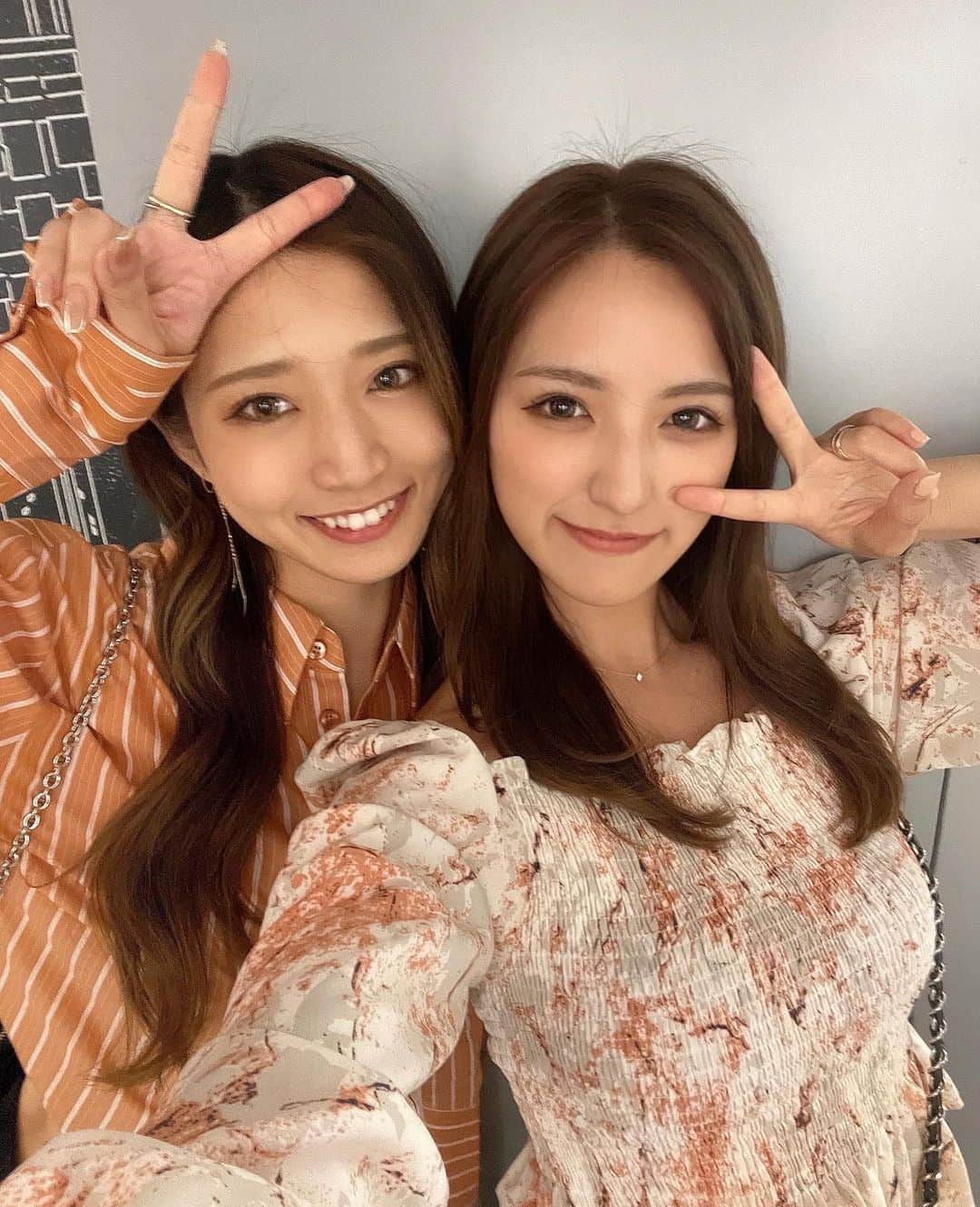 北川美麗さんのインスタグラム写真 - (北川美麗Instagram)「· · まなちゃん✨もう4年の仲だって🥳 味覚も性格も似てて落ち着く❤︎ · · #ちゃんまな #みれまな #supergt #gt500 #wedssportbandoh #レースクイーン #RQ  #ラウンドガール #タレント #VALINOガール #krushガールズ」5月1日 22時52分 - mirei_kitagawa