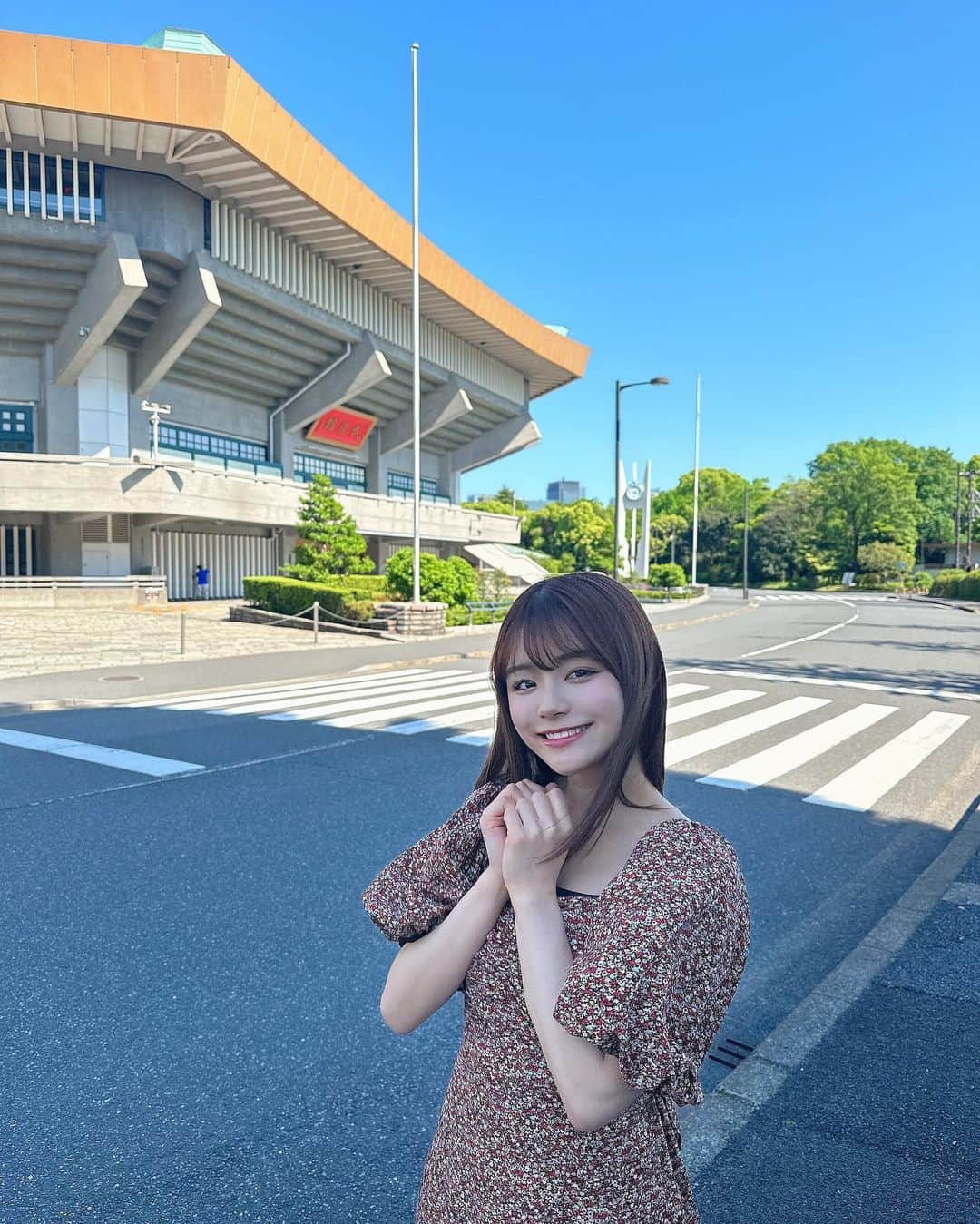 清司麗菜さんのインスタグラム写真 (清司麗菜Instagram)「5月☀️ 皆さんGWのご予定は〜？ わたしは 舞台よりもい のお稽古