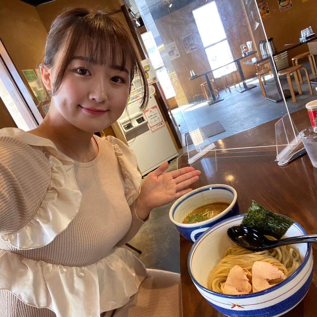 上野貴穂さんのインスタグラム写真 - (上野貴穂Instagram)「. 麺屋しりとり🍜  味変でお酢もいれた！ つけ麺のスープにお酢入れるの初めてやったけど さっぱりしてて美味しかったよ〜🤤  #奈良 #麺屋しりとり」5月1日 21時48分 - kiho_ueno