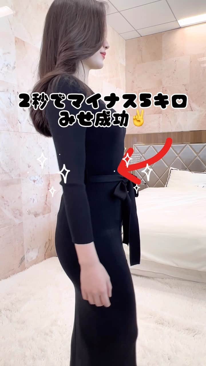 リガレクトのインスタグラム：「. すきぴも釘づけ🤭 . ーーーーーーーーーーーーーーーーーーーーー 　　　🎀Reborn-fit🎀 「リボーンフィット」とは？😳 ☑締め付け最強コルセット ☑ｳｴｽﾄｰ13cm!? 　着けるだけで即くびれ ☑バレずにウエストくびれ ☑年齢関係なく着けれる ☑お洒落好きにおすすめ♡ . ・ぽっこりお腹が気になる💦 ・ジムは嫌いだけどくびれて見せたい ・楽して""くびれ""を作りたい . 気になる項目があれば是非、 サイトをcheckしていただけると嬉しいです💓  #Rebornfit #リボーンフィット #コルセット #くびれ #くびれメイク #即くびれ #美くびれ #ダイエット #着痩せ #細見え」