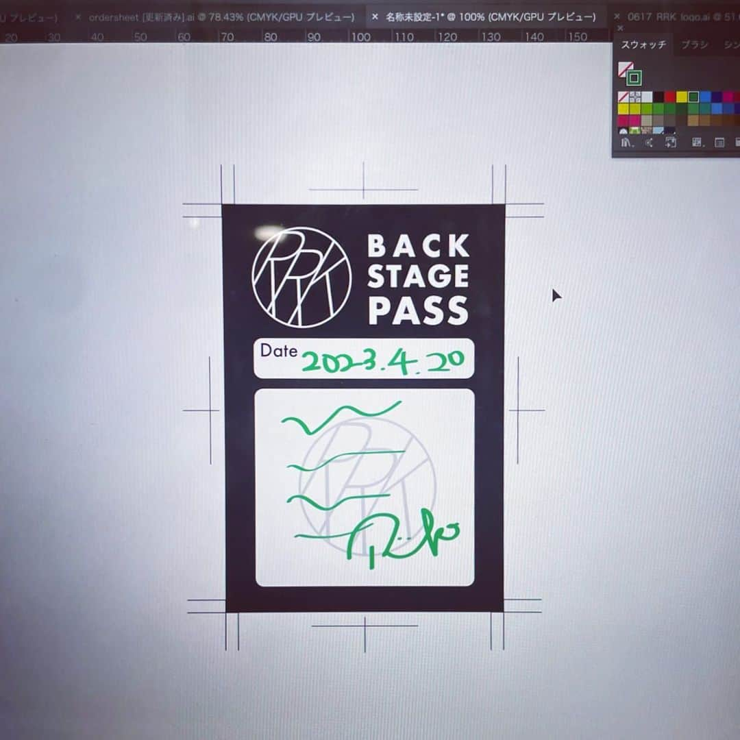 RIRIKOのインスタグラム：「初イラレ ※画像は開発中のものです #ライブグッズ #バックステージパス #イラレ初心者」