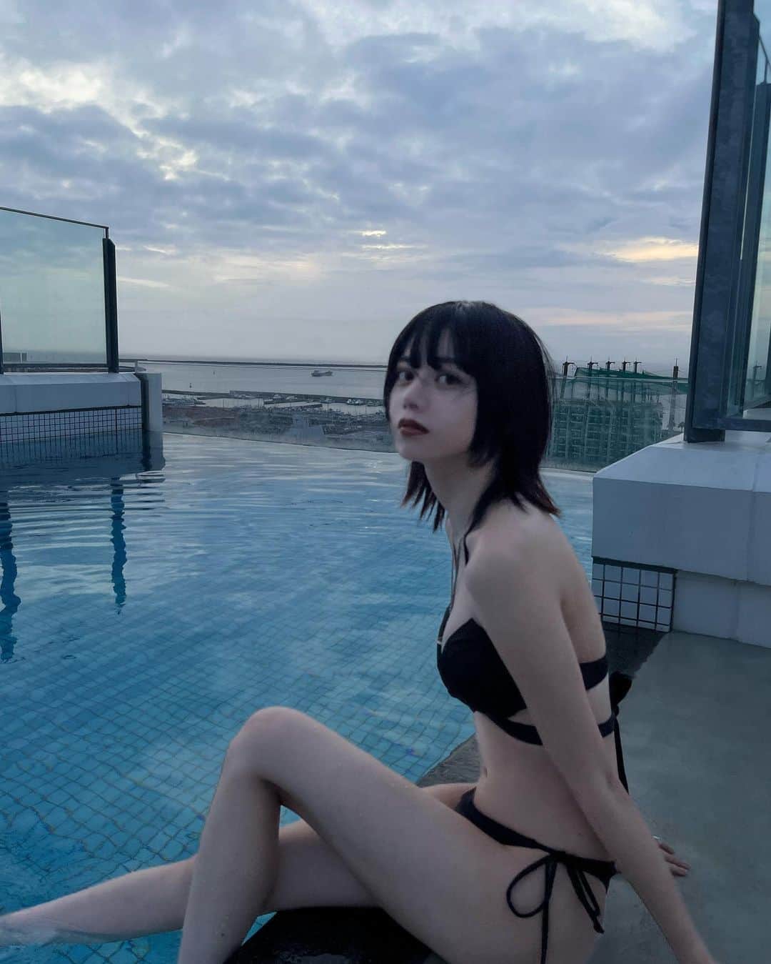 櫻子さんのインスタグラム写真 - (櫻子Instagram)「🌺」5月1日 22時27分 - rako_bear_