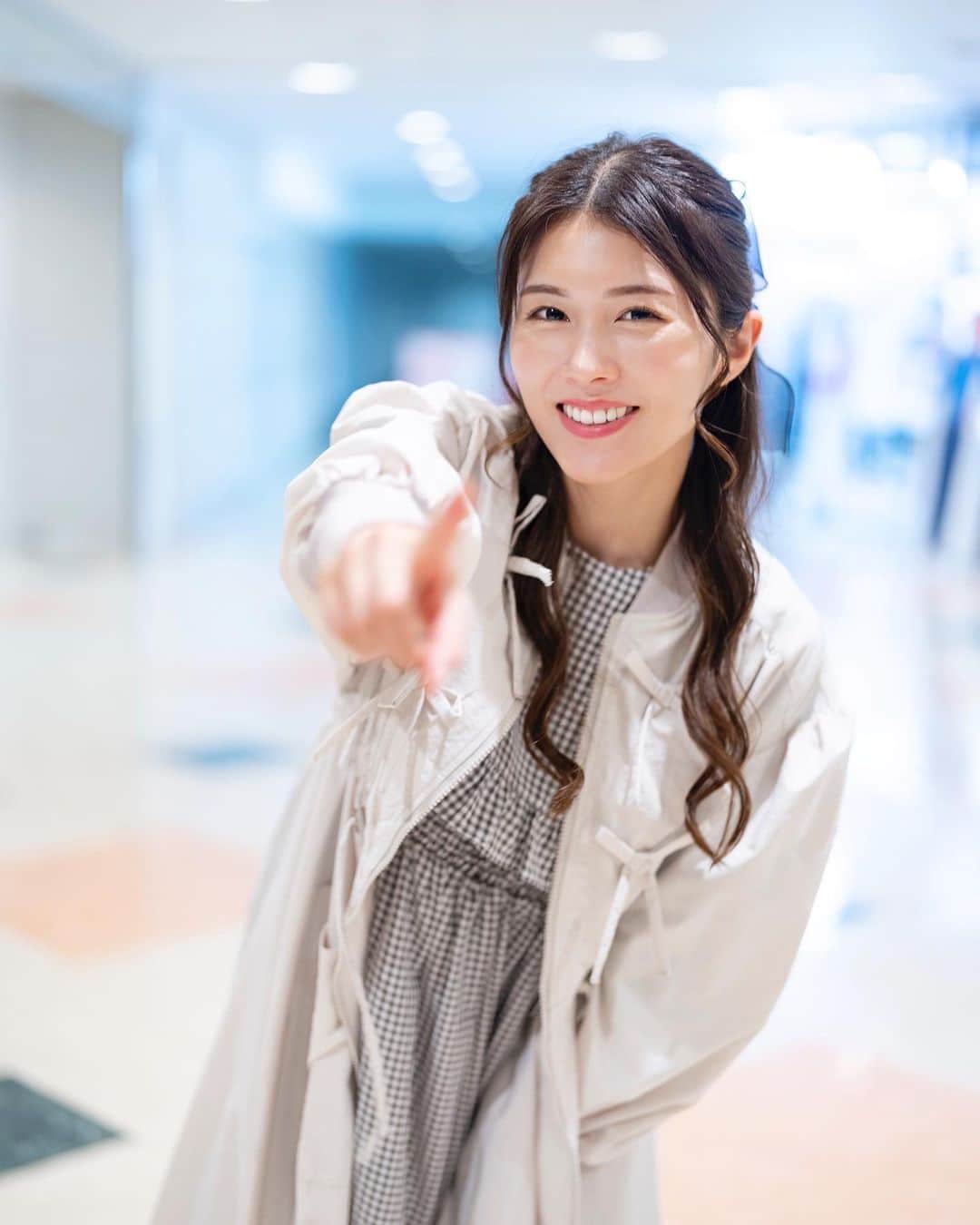 麻衣愛のインスタグラム：「. ⋰ ⋱⋰ ⋱⋰ ⋱⋰ ⋱⋰ ⋱⋰ ⋱⋰ ⋱⋰ ⋱⋰ ⋱⋰ ⋱ . . ５月もよろしくね‪ ·͜·♡‬ . 今月は久しぶりの 舞台があるので ワクワクしながら 頑張ります🎶¨̮ . . ⋱⋰ ⋱⋰ ⋱⋰ ⋱⋰ ⋱⋰ ⋱⋰ ⋱⋰ ⋱⋰ ⋱⋰ ⋱⋰  . #instafashion #instadaily #onepiece #candystripper #conte #コントの日 #コント #春コーデ」