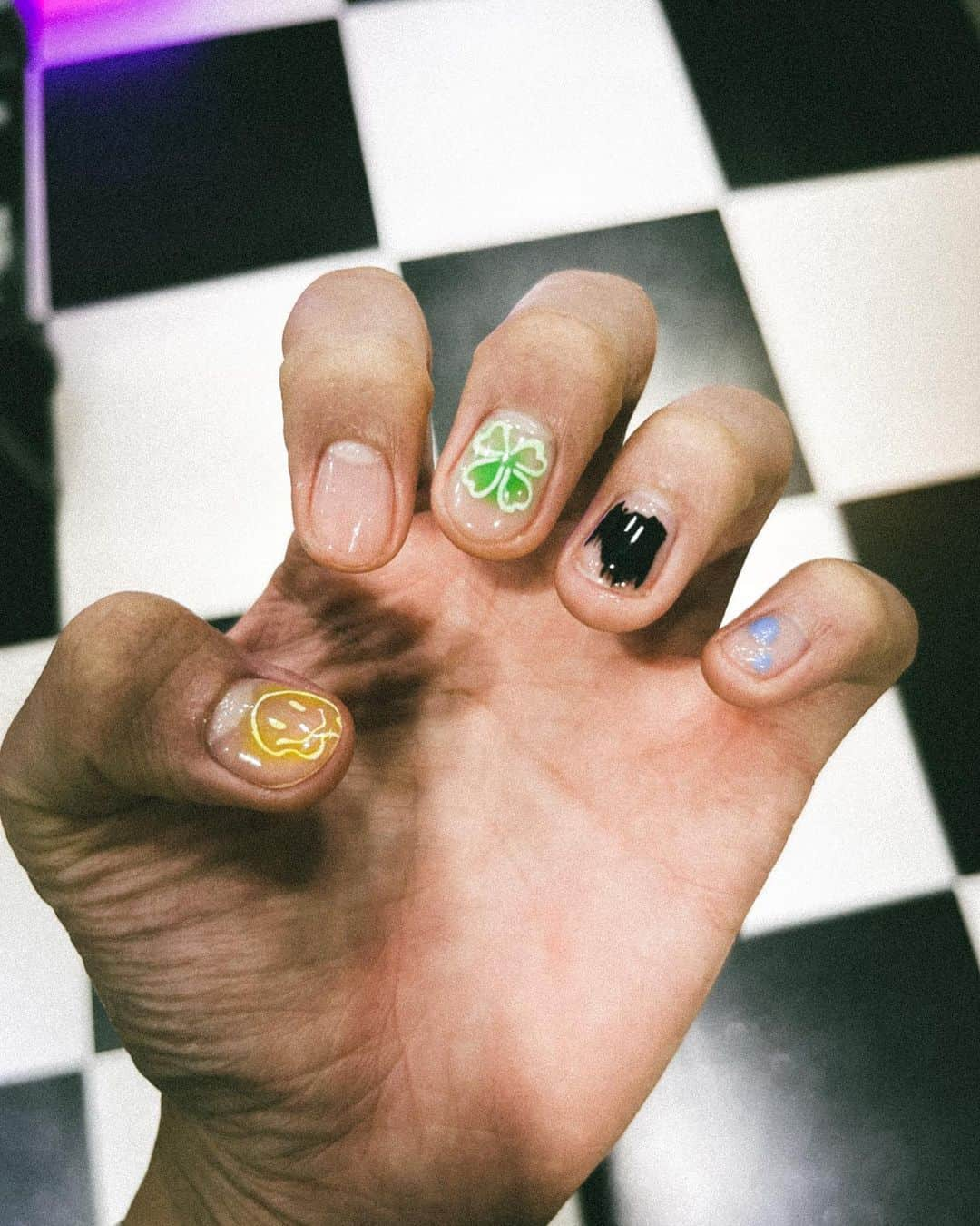 プニエル さんのインスタグラム写真 - (プニエル Instagram)「Wind and Wish nail art! @nail_unistella  나의 바람 네일 아트!」5月1日 14時00分 - btobpeniel