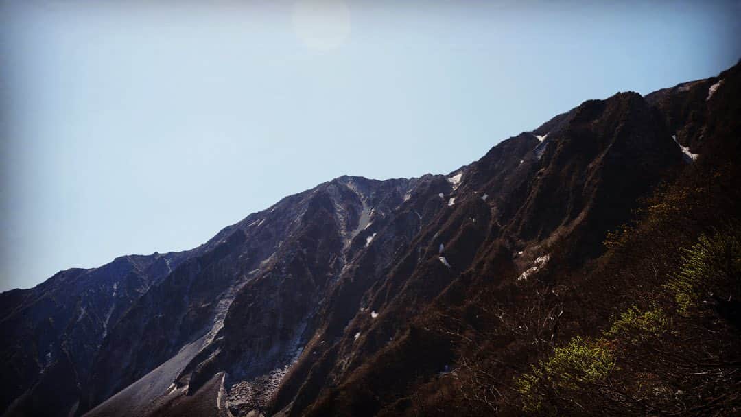 ピカ子のインスタグラム：「お天気に恵まれて😊 #GW #登山 #中国地方最高峰」