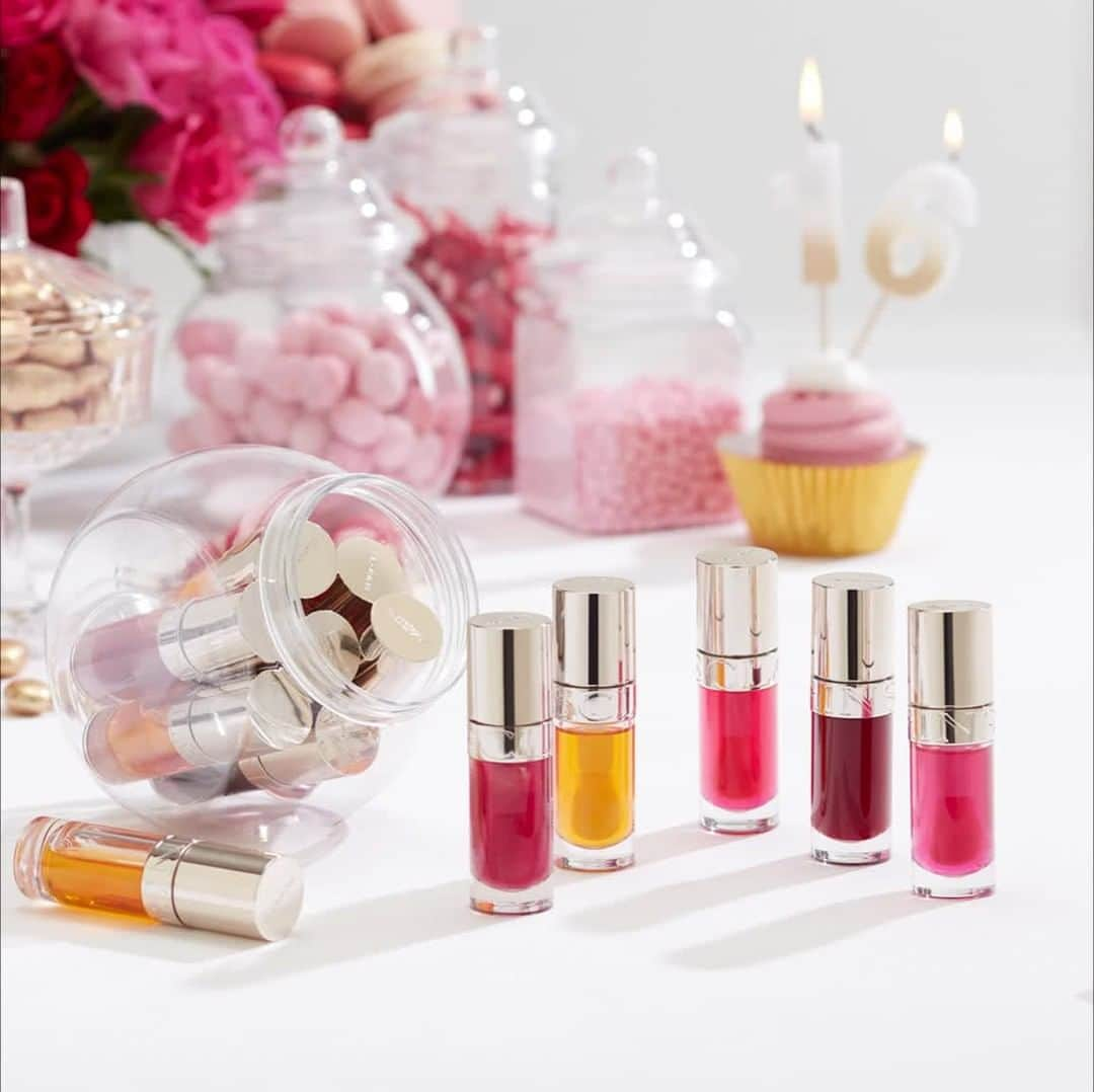 ClarinsUKのインスタグラム：「Our 16th Birthday offer is nearly over, but there's still a few hours left to shop your Clarins favourites! 🥳  What are you going to put in your basket? 🛒  #Clarins #ClarinsBirthday #LipComfortOils」