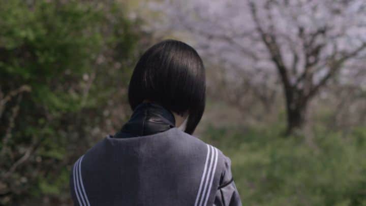 LISACHRISのインスタグラム：「Coming Tomorrow...  5/2 18:00 New Music Video!」