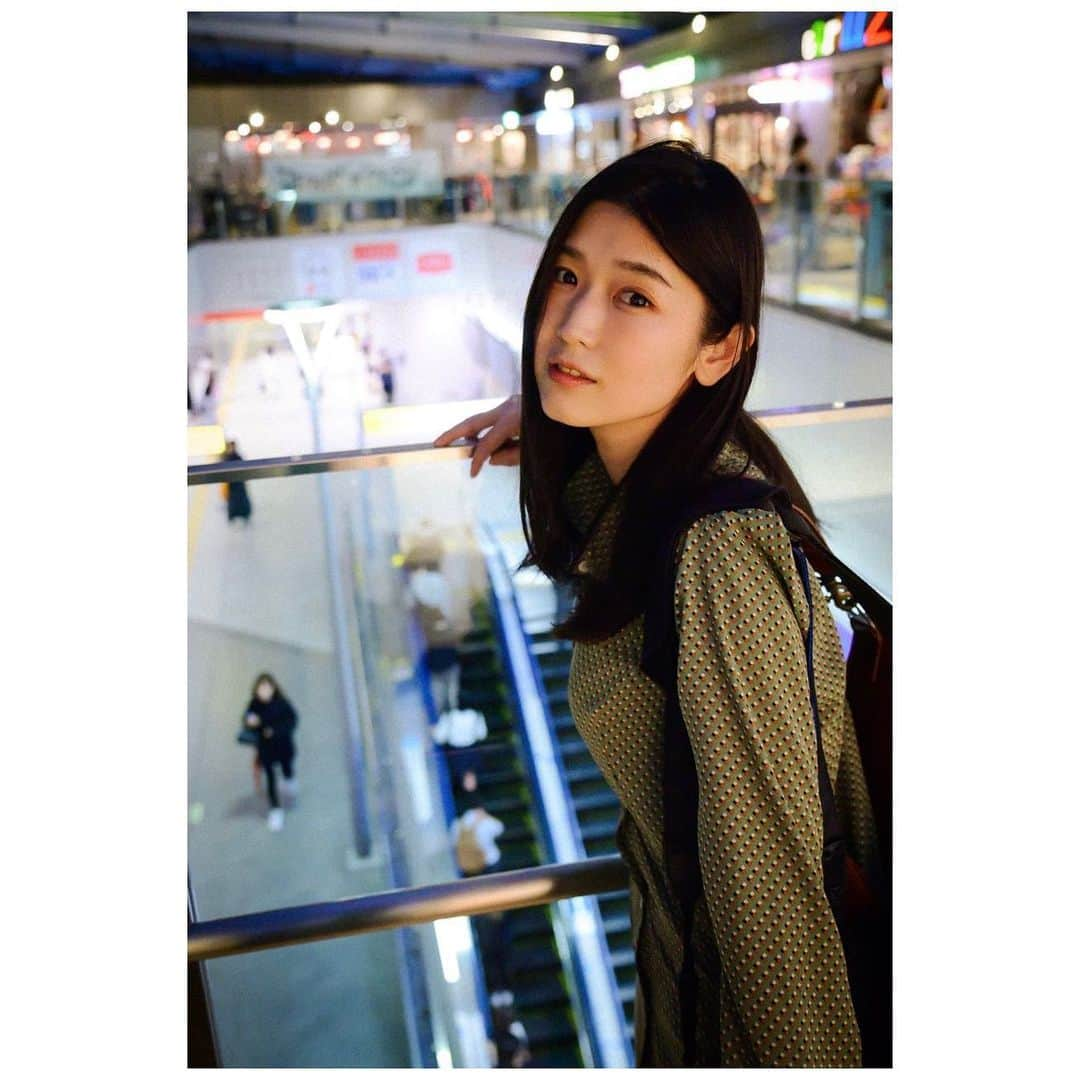 木嶋のりこさんのインスタグラム写真 - (木嶋のりこInstagram)「. 下北沢と家をまさかの2往復 ポンコツあるある  #photography #shimokitazawa #portrait #アカリマチコ #下北沢 #いずれあなたが知る話 #見たものの記録 #ポンコツ」5月1日 15時24分 - noriko_kohara