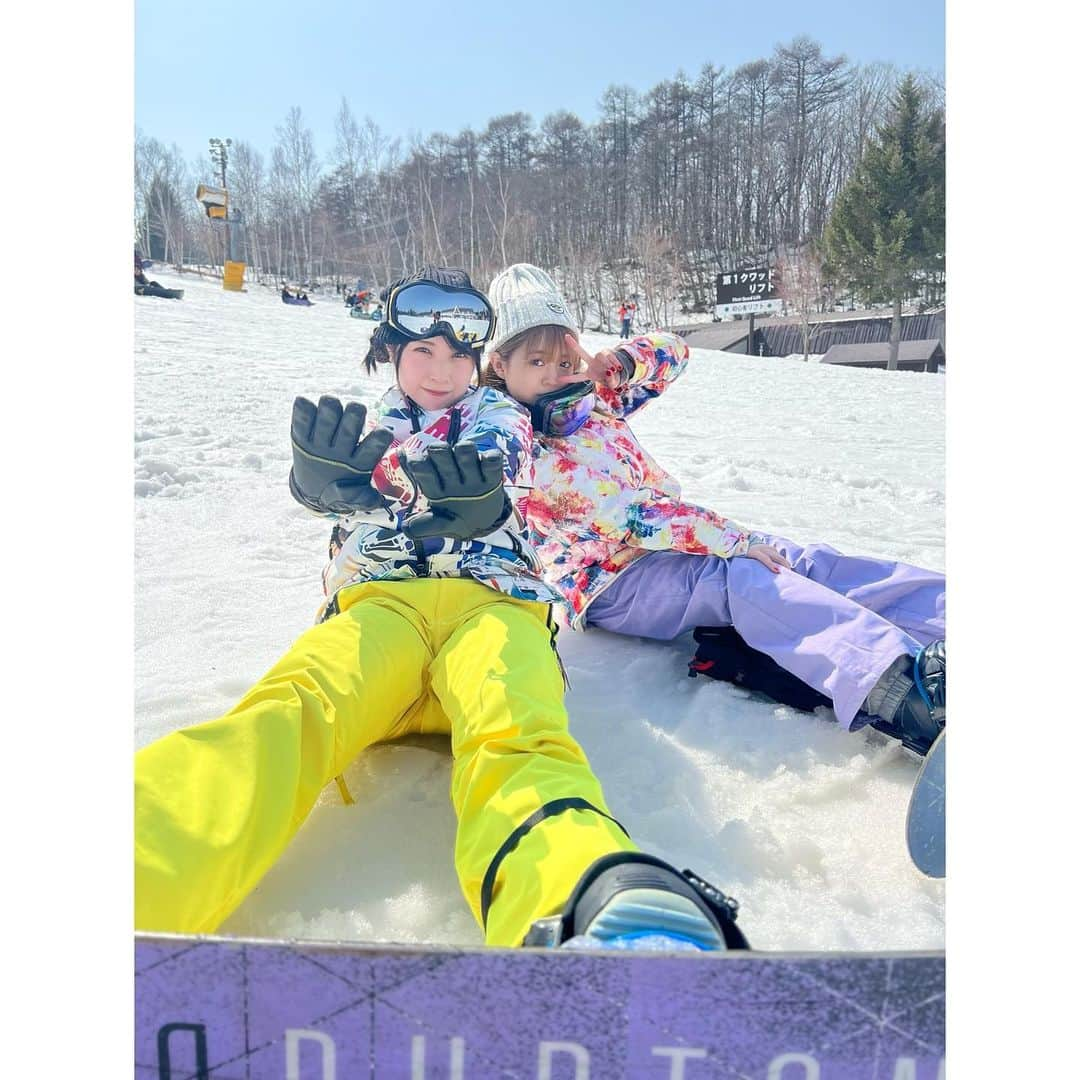 高柳明音さんのインスタグラム写真 - (高柳明音Instagram)「🏂  楽しかった!! また冬が来たら行こう!! ハマってきた🗻  帰りに温泉に寄って サウナや温泉楽しみながら 珍しく語り合い充実した 1日だったね⛄️♨︎  #スノボ #スノーボード #ウィンタースポーツ」5月1日 15時39分 - akane_o8o