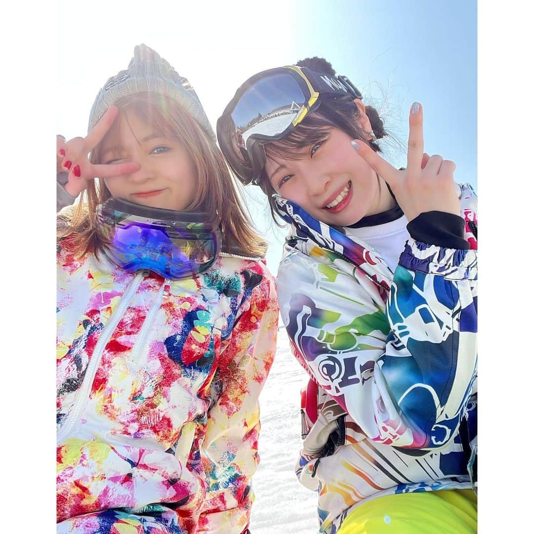 高柳明音さんのインスタグラム写真 - (高柳明音Instagram)「🏂  楽しかった!! また冬が来たら行こう!! ハマってきた🗻  帰りに温泉に寄って サウナや温泉楽しみながら 珍しく語り合い充実した 1日だったね⛄️♨︎  #スノボ #スノーボード #ウィンタースポーツ」5月1日 15時39分 - akane_o8o