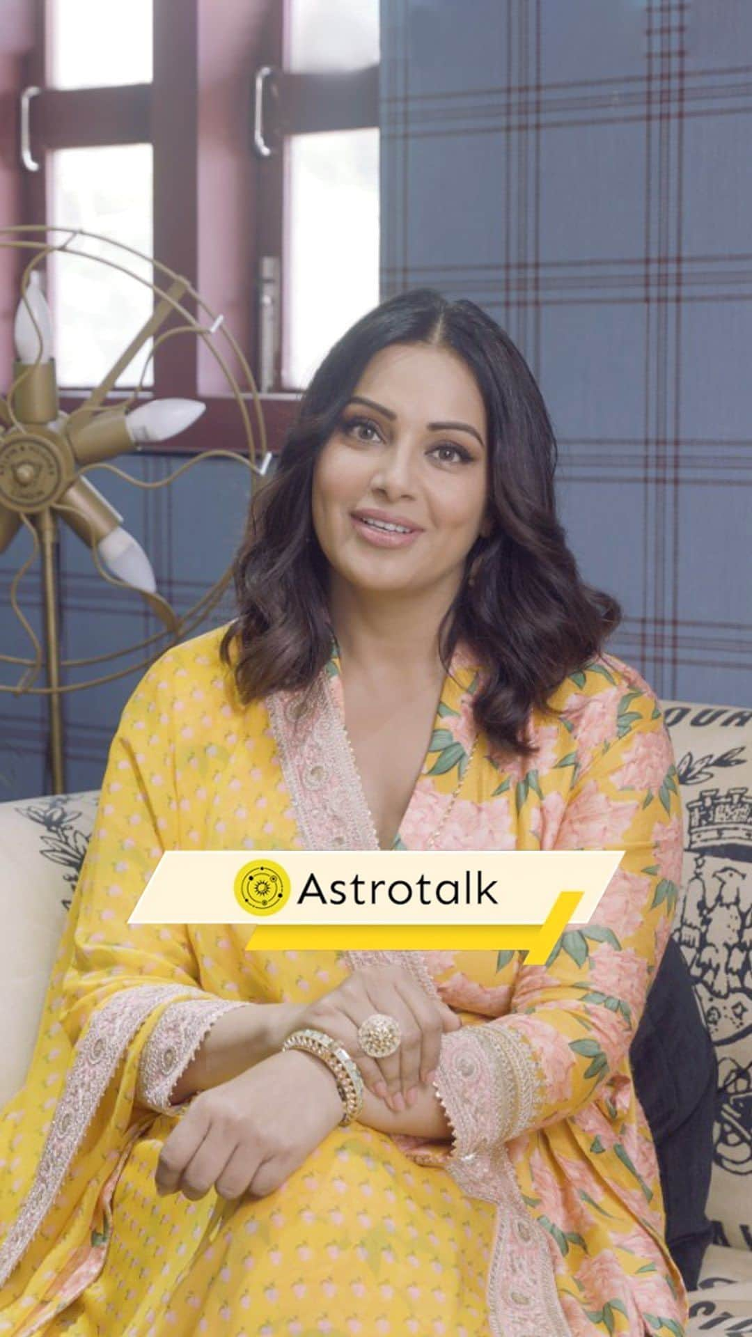 ビパシャ・バスーのインスタグラム：「From Dr Bipasha Basu to Superstar Bipasha Basu! An #astrologer correctly predicted my journey! You guys want to know about your future? Download the @astrotalk app and talk to India’s best astrologers!  #BipashaBasu #Astrotalk #2023 #bollywood #astrology #astrologer #zodiac」