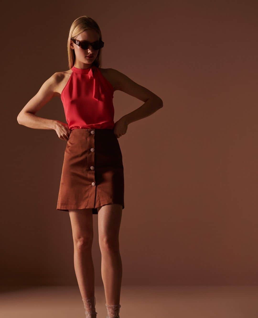 タラジャーモンのインスタグラム：「She's the only one left on stage.  #tarajarmon #fashion #PE23 #newin」