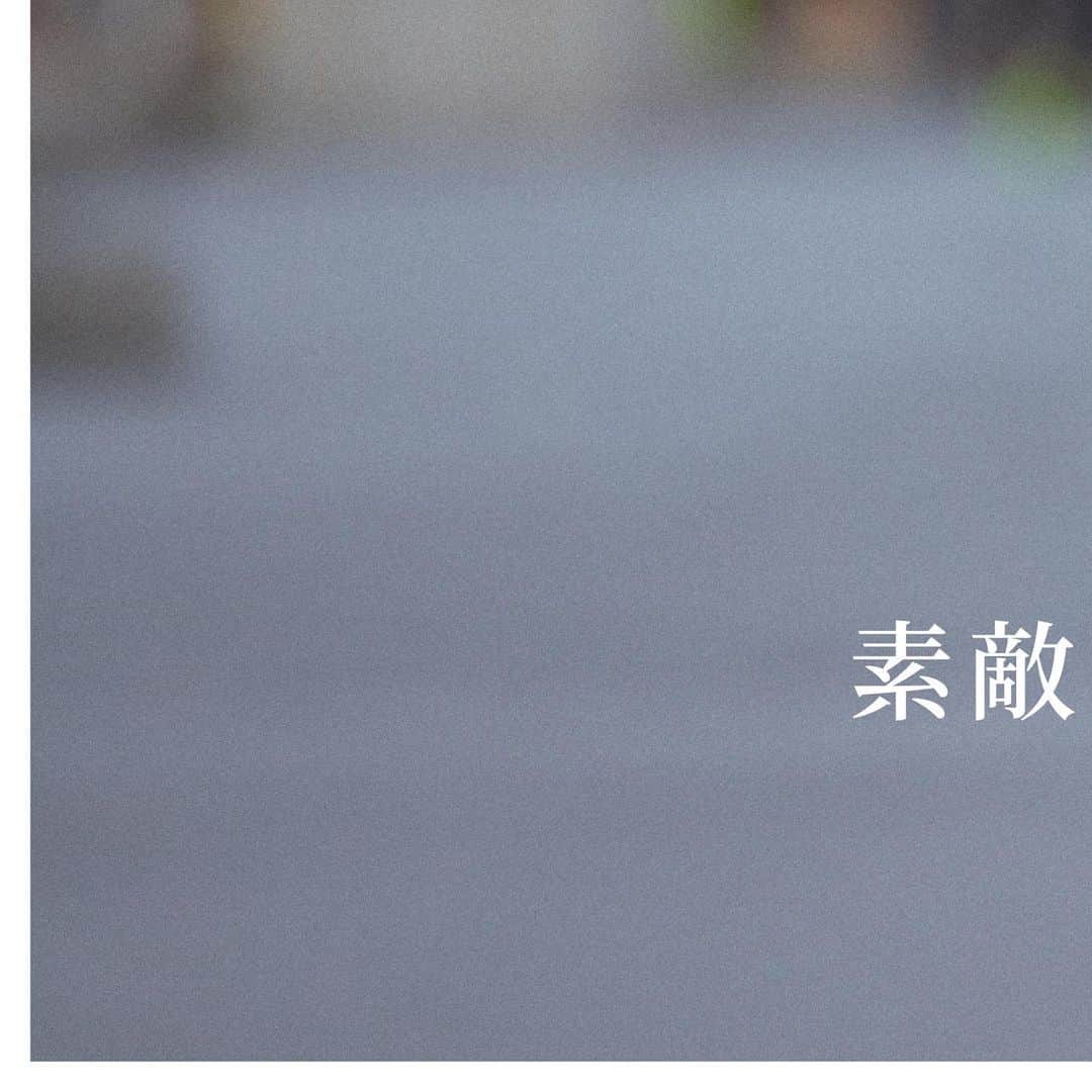のインスタグラム：「素敵な出会いを呼ぶ、春の服 Vol.2 大人のデート、ある日の装い  出会いが多い今の時季、 いつも以上に好感度の高いおしゃれを 叶えたい大人に向けて、 全３回の短期連載をスタート。 第２回目は、上品に装う大人のデートスタイル。 「今日は、あの人とどこ行こう」から始める、 ベストなチョイス、旬の着こなし。  Knit dress ¥20,900 (tax in)  ストーリーズアーカイブの素敵な出会いを呼ぶ、春の服よりご覧いただけます。  Height:173cm Size:1 #frayid #2023summercollection」