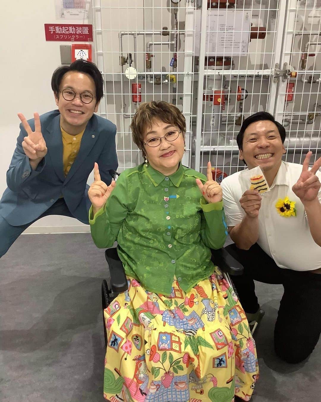 きむちゃんのインスタグラム：「花子師匠の復帰ライブ出させていただきました！！！ お元気そうでめっちゃ嬉しかったです！ 若手の時から凄く凄くお世話なったんです！ ほんと最高です！！！！ これからもご一緒したいです！ 僕の昔を男前と言ってくれてました！！！ ほんとかな？笑  #花子師匠 #嬉しい」