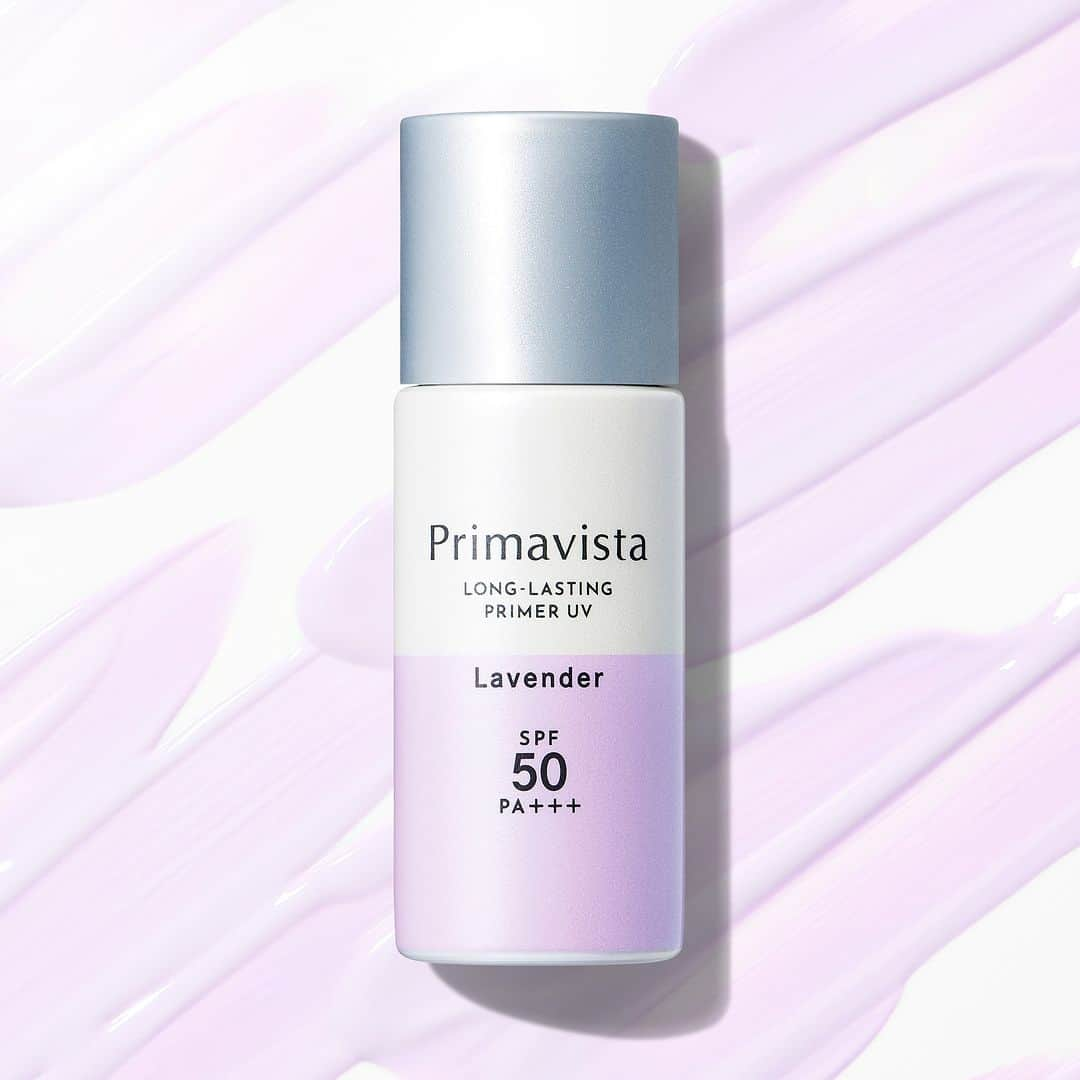 Primavista プリマヴィスタ公式のインスタグラム：「.⠀ ＼SPF50下地 ラベンダーを紹介！／⠀ ⠀ 💜ラベンダー⠀ くすみをカバーし⠀ 上品で透明感*¹のある印象の肌に⠀ ⠀ ラベンダーはSPF50下地の中で1番の人気カラー！⠀ 肌全体のくすみが気になる方、⠀ 血色感をプラスしつつ、トーンアップしたい方にオススメ◎⠀ 全体にカラーをのせたあと⠀ 目周りや口周りなど特にくすみが気になる部分への⠀ 重ね塗りもオススメです✨⠀ ⠀ 👇#SPF50下地 の特長をチェック⠀ ✓SPF50・PA＋＋＋⠀ ✓皮脂くずれを防ぐ⠀ ✓汗・水に強いウォータープルーフ⠀ ✓こすれに強い⠀ 　マスク着用10時間化粧持ち*²データ取得済⠀ ✓4色のトーンアップカラー💜🧡💚💙⠀ ⠀ ＊1 メイクアップ効果による⠀ ＊2 当社調べ。効果には個人差があります。⠀ ⠀ #Primavista #プリマヴィスタ #プリマ #スキンプロテクトベース皮脂くずれ防止 #スキンプロテクトベース #ウォータープルーフ #ベースメイク #ベースメイクアイテム #下地 #化粧下地 #メイク下地 #プライマー #透明感メイク #トーンアップ #トーンアップ下地 #カラー下地 #カラーコントロール #コントロールカラー #UVカット #日焼け止め #日焼け止め下地 #崩れにくいメイク #テカリ防止 #テカリ #夏メイク #夏下地 #くずれと闘う夏下地 #凪ぎ肌 #ラベンダー下地」