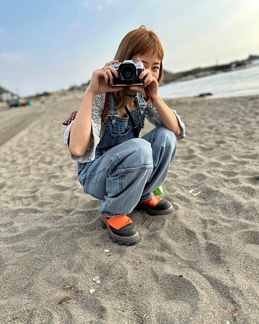 伊藤千晃さんのインスタグラム写真 - (伊藤千晃Instagram)「いよいよ今週末は名古屋と大阪でトークショーです😄🎤✨ ⁡ みんなからの質問も事前に募集しているので、 CHIAPPアプリから参加してね❣️ （毎回テーマが違うのでご注意を） ⁡ 他にもちょっとしたサプライズを考えてるよ！ お楽しみに🥰 ⁡ チケットはハイライトからどうぞ💁‍♀️  #honeyオフショット」5月1日 18時03分 - kikichiaki