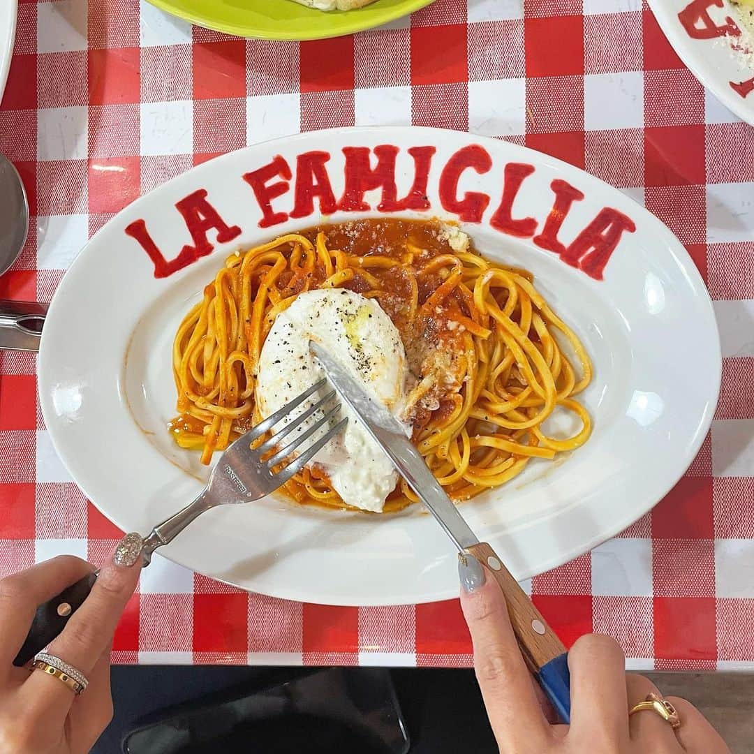 山本瑠香のグルメインスタ