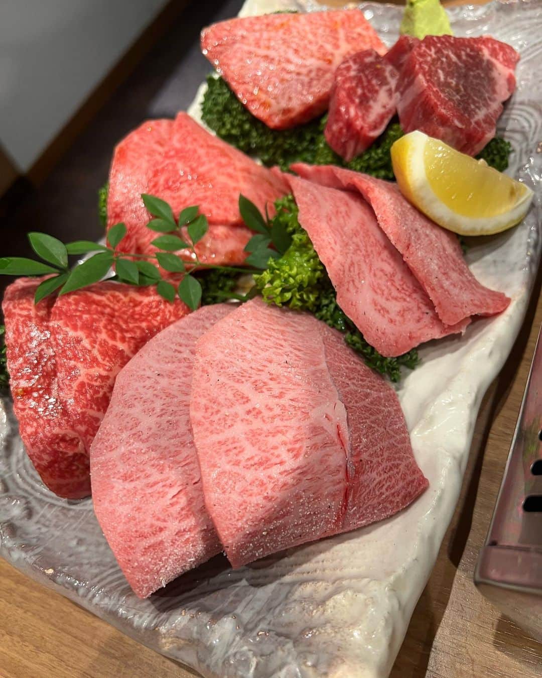 月野帯人さんのインスタグラム写真 - (月野帯人Instagram)「どの肉も美味しかったよ^_^ #焼肉冷麺だいじゅ #上タン塩#タン塩#特選肉盛り#キムチ#美味しいね」5月1日 18時10分 - taitotsukino
