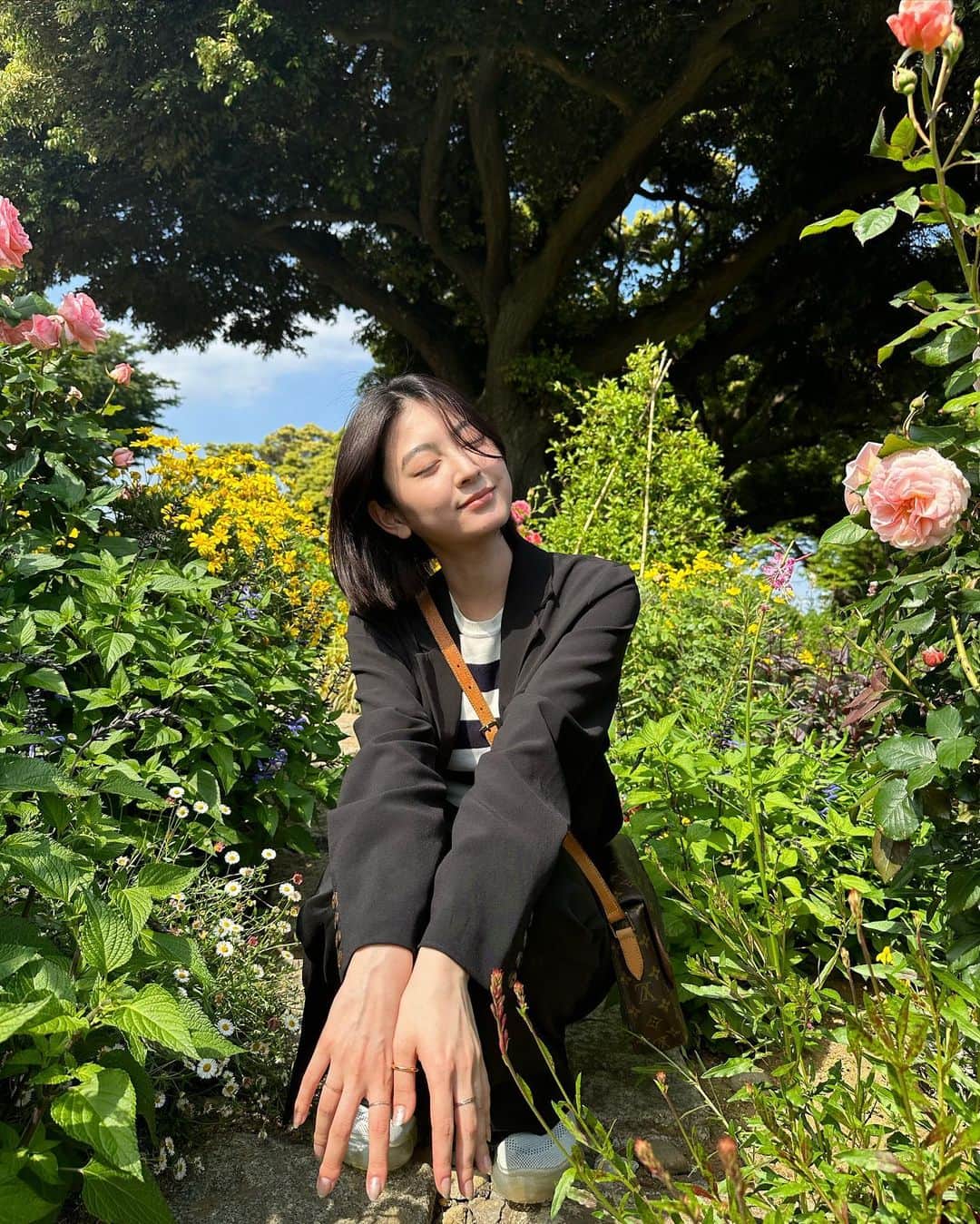 成田愛純さんのインスタグラム写真 - (成田愛純Instagram)「🌹🎢🔮🪑🪩」5月1日 18時50分 - narita_asumi.official