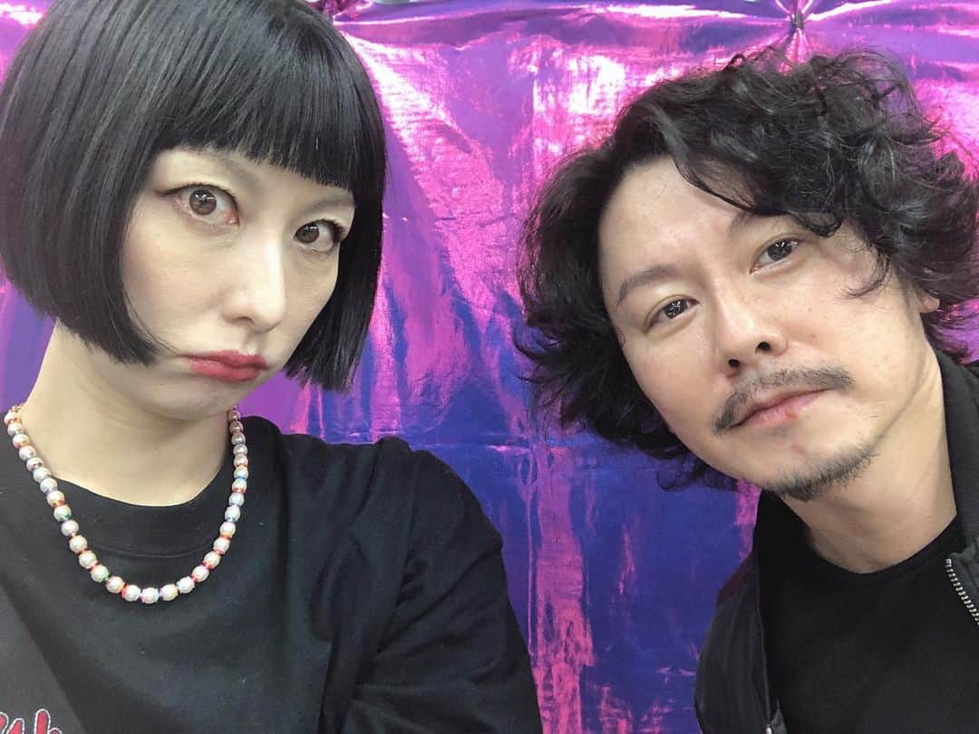 のインスタグラム：「19時から FLAGで 生配信 ゲスト マツモトクラブ  https://toriimiyuki.flag.gg/news/1050  #清き汚い世界」