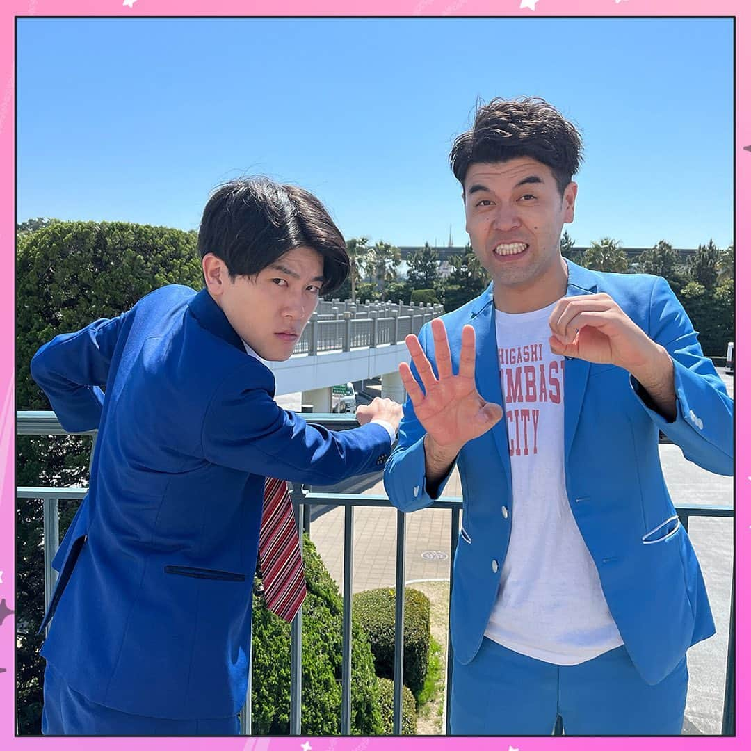 よるのブランチさんのインスタグラム写真 - (よるのブランチInstagram)「_  🗓5月3日(水)よる11時56分〜 よるのブランチ🌙  GWスペシャル企画🎏 トレンド同好会では、 開園40周年のディズニーリゾートへ🐭🏰 ディズニーの楽しみ方を もーりー兄弟&土佐兄弟が大調査してくれます🌈 新しい仲間が加わった 新パレードにテンション爆上げな兄弟👬  40周年のグッズを身につけた 可愛いもーりーしゅーとの姿も必見です👀  そしてディズニーランドだけではなく、 ディズニー周辺の情報も✨  \\💬先取りプチ情報// 今回はディズニーということで オフショットがいつも以上に大量です📸 可愛い写真も......笑 お楽しみに🤭  5月3日(水)23:56〜のよるのブランチ 絶対に見てください👀❤️  #もーりーしゅーと #もーりー兄弟  #森英寿 #森愁斗 #土佐兄弟  #東京ディズニーランド #ディズニーリゾート  #よるのブランチ」5月1日 19時21分 - night.brunch