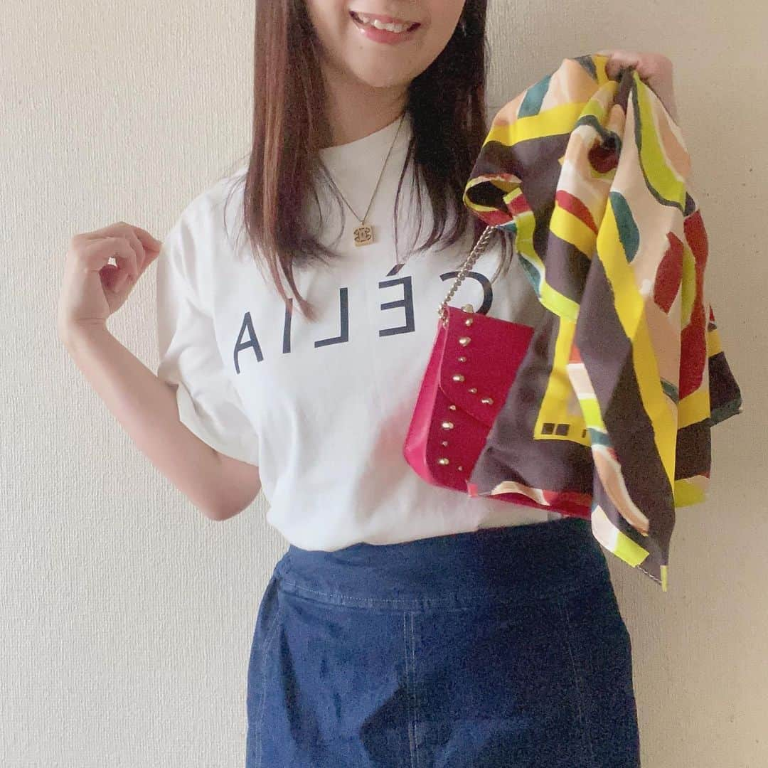 aitama_pfのインスタグラム：「ᙏ̤̫ ❤︎  🅒🅞🅞🅡🅓🅘🅝🅐🅣🅔 #pr#wegotee#wego_ootd #wego  大人可愛いロゴT🤍✨ カラフルとデニム 夏って感じ👒  #きれいめカジュアル #骨格ウェーブコーデ#ミューテッドテッドサマー#高校生ママコーデ#アラフォーママコーデ#42歳#低身長コーデ #152cm#大人フェミニン #around40 #ウィゴー」