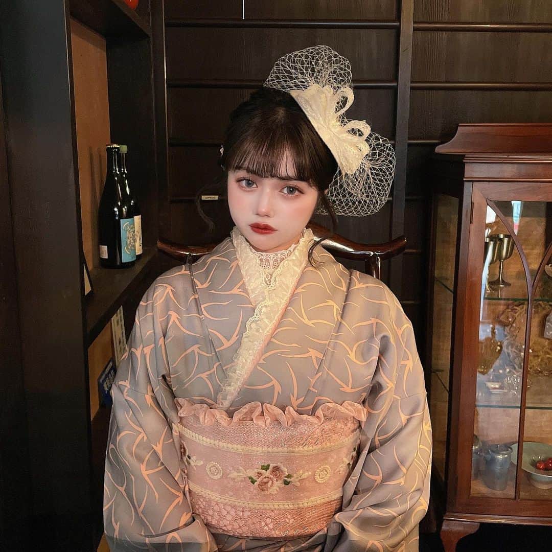 村田実果子のインスタグラム：「⠀ ⠀ このお着物の組み合わせとても可愛くできてお気に入り。色味も帯の薔薇が最高に可愛いですよね。  @okimonoya 様 有難う御座いました🌹皆様も京都に行った際は是非。 ⠀ #京都#清水寺#着物レンタル」