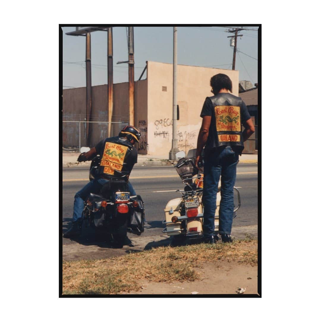 Levi's Japanさんのインスタグラム写真 - (Levi's JapanInstagram)「最高の物語を穿こう 501®の実話に基づくストーリー第86章  イースト・ベイ・ドラゴンズ  これは、カリフォルニア州オークランドに現存する中で最も古いバイククラブにまつわる実話。黒人がバイクに乗ること自体がまだ革命的だった時代、Levi’s®501®ジーンズを穿いたパパ・ジョーとイースト・ベイ・ドラゴンズによって黒人だけのバイククラブが誕生しました。  #150YearsOf501」5月1日 19時55分 - levis_japan