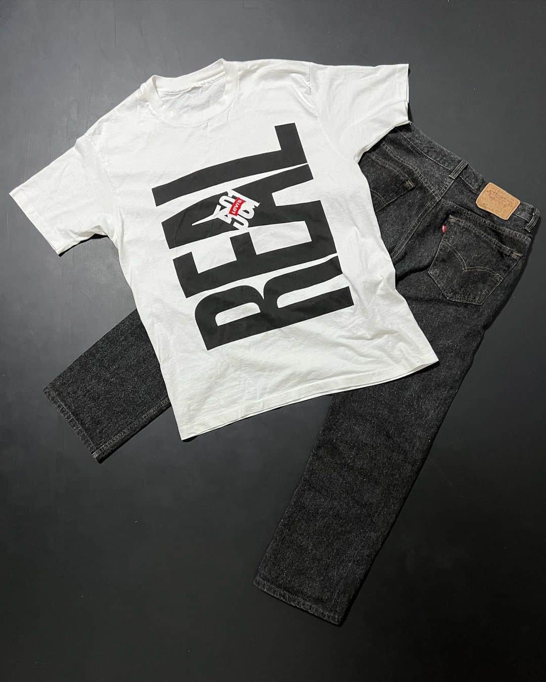 宇野薫のインスタグラム：「5月1日は501の日  #levis501  #levis501black  #levis  #リーバイス501  #リーバイス501先染めブラック  #リーバイス   @berberjin_harajuku  @berberjin_yuhodo @berberjin_kosuke」
