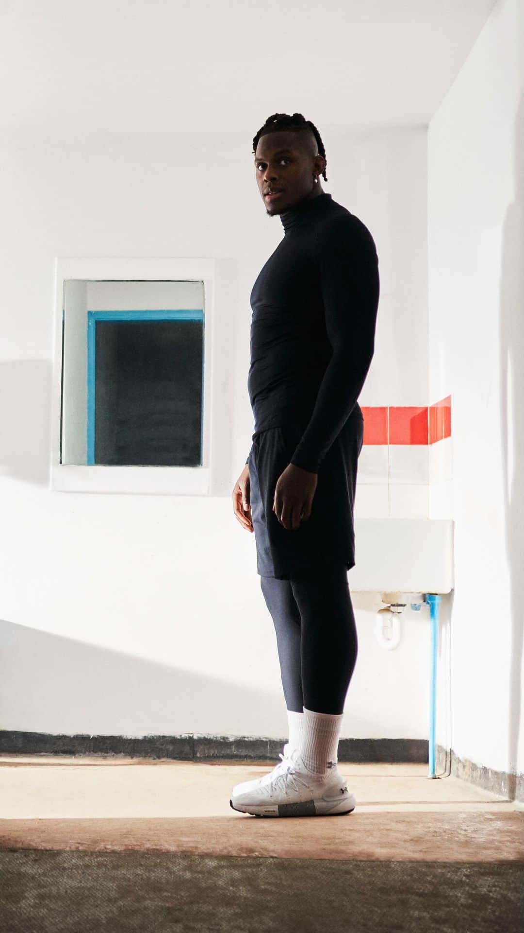 Under Armourのインスタグラム：「“It’s very important to me to protect my identity and the people I represent.” @MaroItoje has become a role model for rugby players around the world, all while never losing sight of his roots. #ProtectThisHouse」