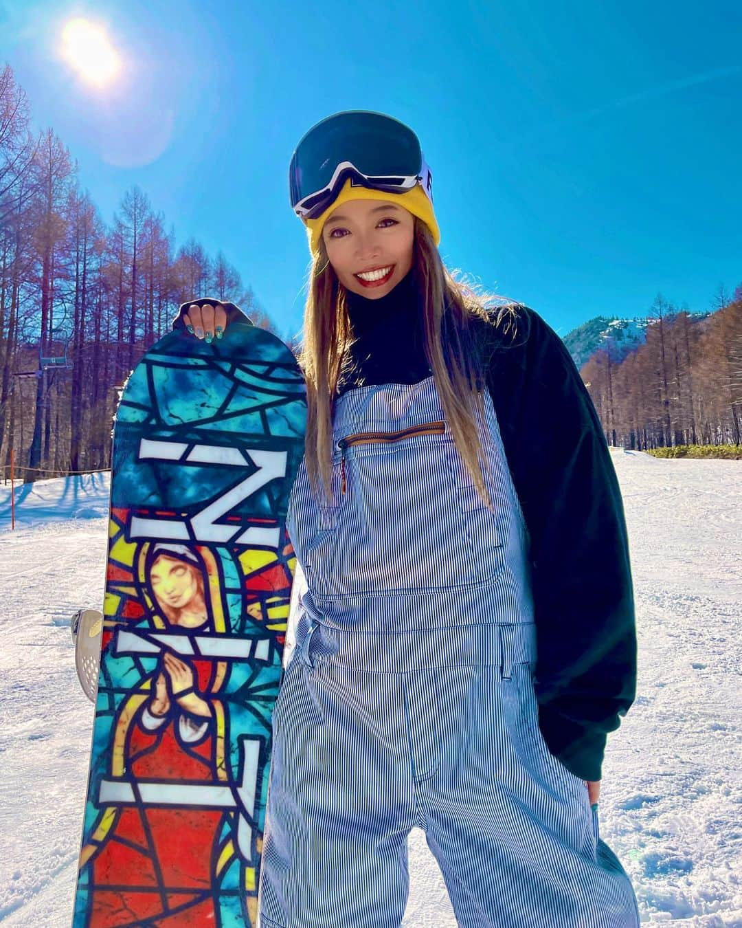 つっきさんのインスタグラム写真 - (つっきInstagram)「奥志賀行ってきた🏂🌈☀️ 昨シーズン行けなかったから まじ楽しみにしててさ😍💖 奥志賀のパーク滑りやすいから 好きだっさーｯ😁✌️💟 ． この日は全身大好きなDCコーデ😌💖 珍しくガチャガチャしてない感じ だから友達にびっくりされちゃった🤭💕 🧢👕🩳👟 @dc_womens @dcshoes_japan  @dc_snowboarding @dcshoes  🥽 @flex_japan @flex_japan   動画も作ってるから頑張って 出来たらまたリールしまーふ📹🎞✨  #snowboarding #snowboardlife #2023 #dc #dcshoes #dcsnowboarding  #flex_japan #flex snowboardgirl #nitro #swag #springsnowboarding #l4f #hermosa #awesome #goodvibes #yukiyama #スノーボード #スノボ #スノボー #ゲレンデ #雪山 #ゴーグル #スノーゴーグル #スノーボードウェア #スノボー女子 #スノボ女子 #スノボー女子 #奥志賀高原 #イケイケのイケ #すきすきのすき❤️」5月1日 20時15分 - tukki007