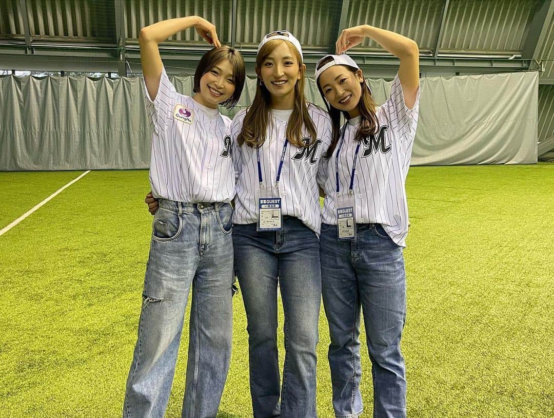 松田鈴英のインスタグラム：「大山さんくみちゃん有り難うございました😊 　　  #くみちゃん始球式 #やきゅうかんせん  #スポーツ観戦楽しい #ありがとうございました」