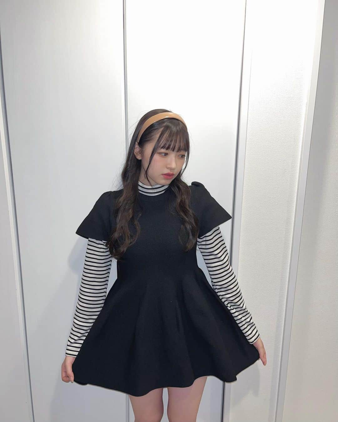 黒江心温さんのインスタグラム写真 - (黒江心温Instagram)「🎀‪‪❤︎‬       今日はガーリーなお洋服でお買い物してきた🛒𓈒𓂂𓏸   黒のワンピースは今日初めて着た新しいやつ💭💞     写真撮るの忘れてて急いでお家の中で撮った😶笑          #今日好き  #サムイ島編   #ガーリーコーデ」5月1日 20時26分 - koharun_586