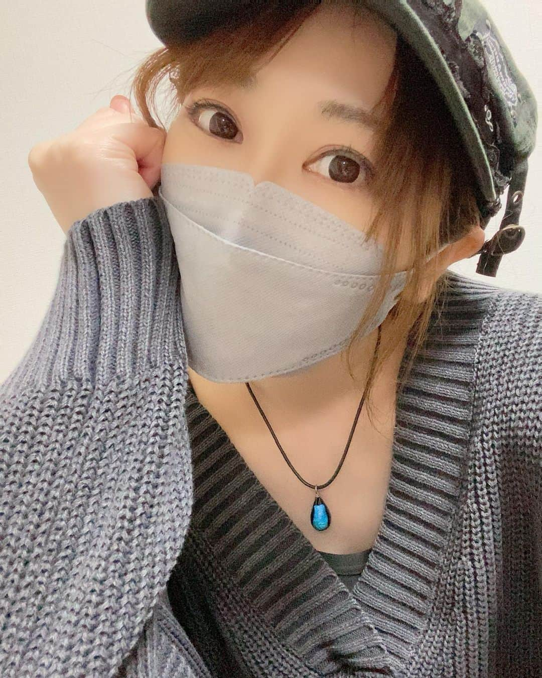 真仲りえさんのインスタグラム写真 - (真仲りえInstagram)「黒ずくめの女でコナン見てきました🕶  #声優 #役者 #コナンが好き #黒コーデ #ポートレート #被写体」5月1日 20時41分 - aries03m