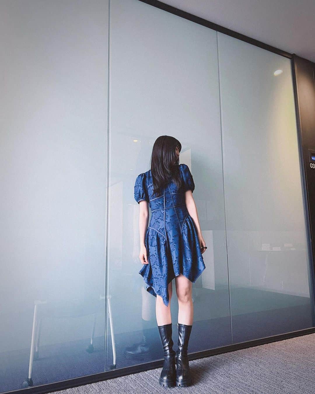 富田鈴花さんのインスタグラム写真 - (富田鈴花Instagram)「まだ寒い....  #suzygram」5月1日 20時46分 - suzy.tomita