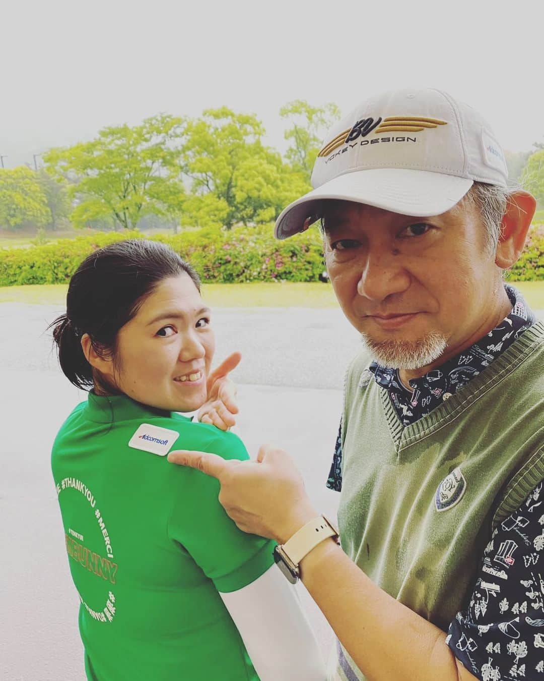 西美貴子のインスタグラム：「ワッペン出来て、付けさせていただきました😄 更にテンション上がります🥰 ありがとうございます😊  #アドコムソフト #スポンサー様 #感謝　#ワッペン　#ゴルフ #golf #japan #ありがとうございます」