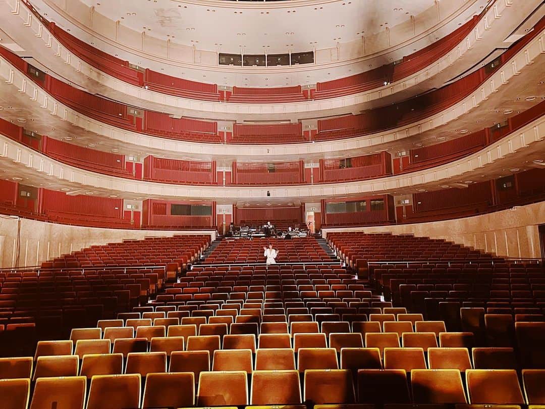 Shinyaのインスタグラム：「“TOUR23 PHALARIS -Vol.II-”🔥🐿️🐿️🐿️🔥　 よこすか芸術劇場・大劇場お疲れ様でした🫠」