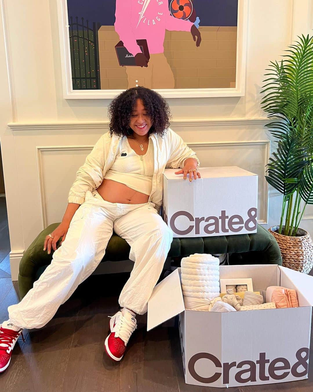 大坂なおみのインスタグラム：「So excited to announce my baby registry with @crateandkids and our partnership with @baby2baby to help provide 1 million diapers to children and babies in need. Starting today, @crateandkids will donate $5 to @baby2baby for each Crate & Kids Baby Registry sign-up in May. Help us reach our goal of over $100k by heading to the link in @crateandkids bio. You can also donate online and in-store. 🤍」