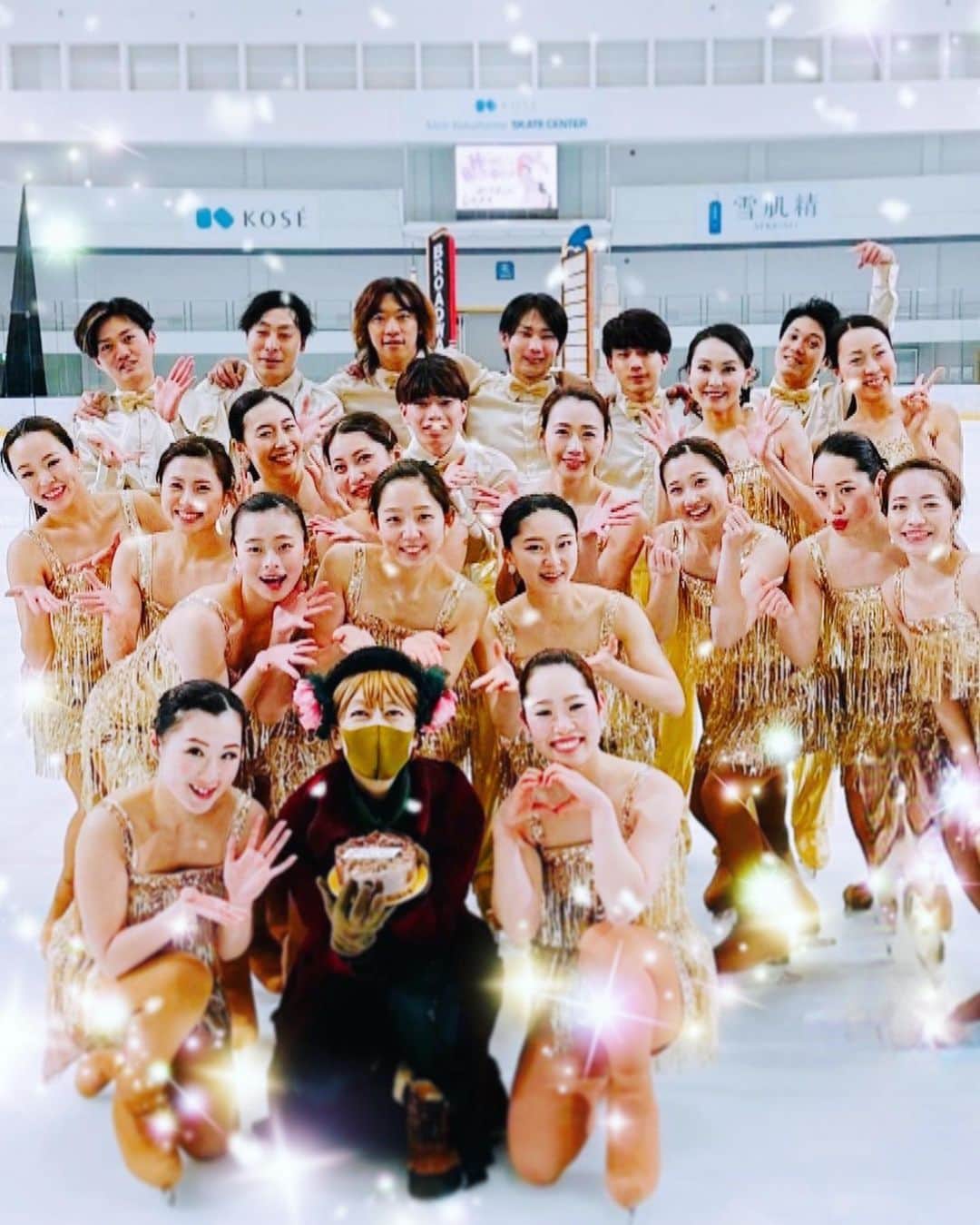 のインスタグラム：「from 19th April 🎂 Big thanks for the big surprise and many birthday cakes to me😚🎂💖I was really happy during my birthday week for 🥰  4月19日のお誕生日からたくさんのお祝いとケーキをありがとうございました🎂😍❤️お仕事が佳境な現場をハシゴして誠に恐縮でしたが💦でもとても嬉しかったです❣️氷の上でお祝いしてもらうのは初めてでした😳❄️✨皆さんありがとう😚💖  #piw #princeiceworld #musicalannie #piw2023横浜 #プリンスアイスワールド #プリンスアイスワールド2023 #バースデーケーキ」