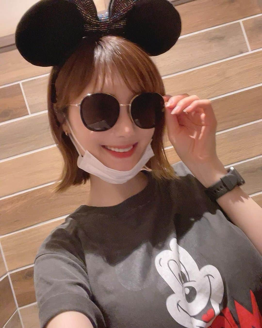南キカのインスタグラム：「いつかの𝔻𝕚𝕤𝕟𝕖𝕪 。🐭゛ もう久しく行ってない🥺 そろそろ行きたいのぉ」