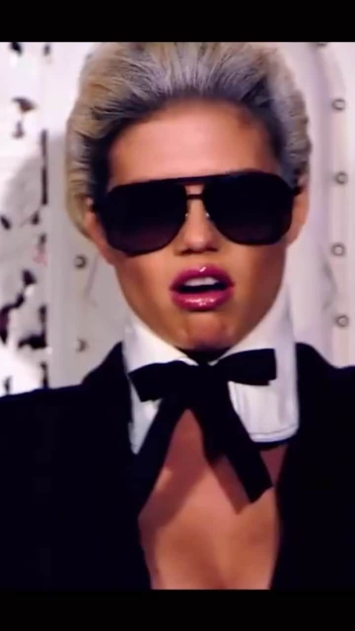 シャネル・ウエスト・コーストのインスタグラム：「In honor of @karllagerfeld & @themetgalaofficial here is a clip from my #KarlLagerfeld video I released back in 2013.  As a lover of all things fashion I wanted to pay homage to Karl. With 13,683,114 views on YouTube this is my most successful music video release to date. This song & video had a huge impact on my career….as well as on the music industry as a whole despite not being given the credit or recognition I deserved at the time. I see who I influenced and notice everything lol. This video was at the beginning of what has been the longest, craziest, journey of my life….actually it was more like the pre-quel to my never ending saga. NOW my story has truly begun and I can’t wait for the world to see what’s to come 🙏🏼 RIP Karl Lagerfeld the LEGEND, The ICON, The KING of fashion! Tonight’s MET will be one for the books! Hopefully one day i’ll be there🙏🏼🙌🏼🔥🖤 #metgala #metgala2023 #fashion」
