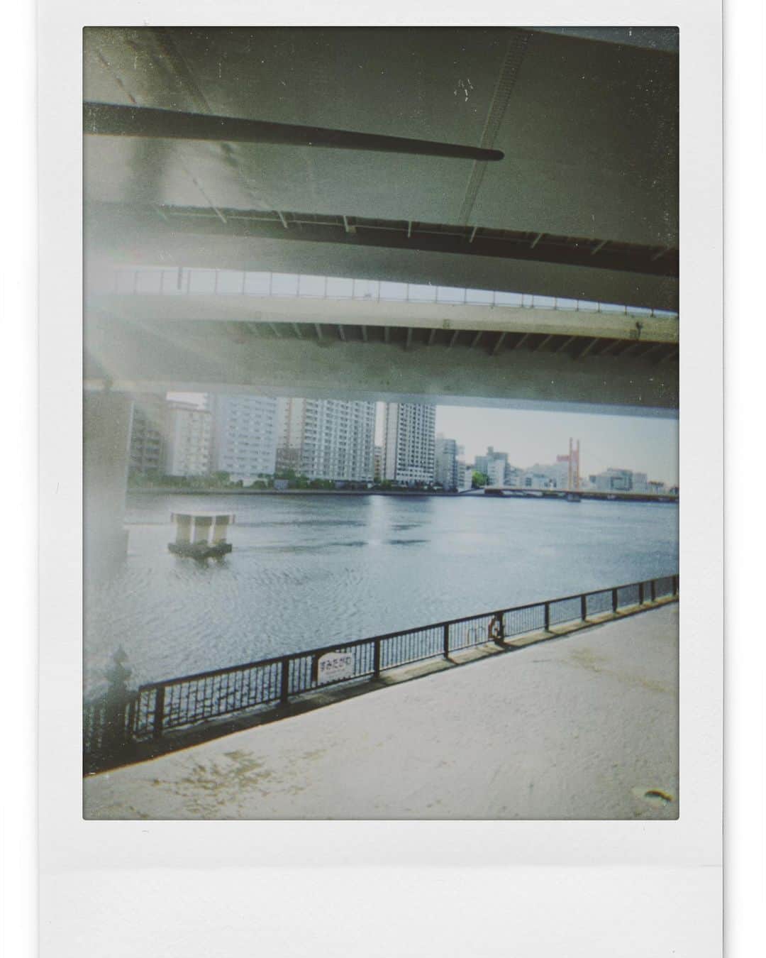 山根愛のインスタグラム：「記録🎞️  #filmcamera」