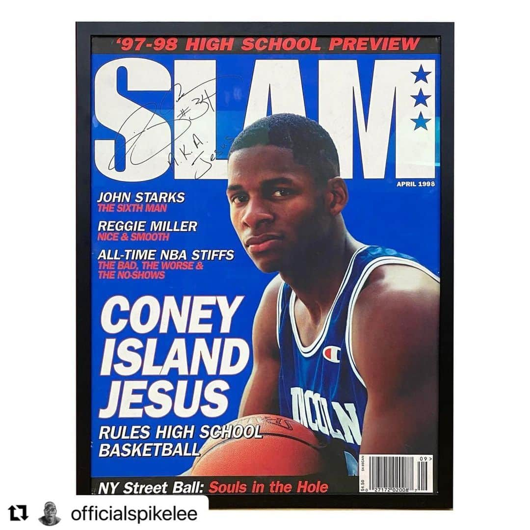 レイ・アレンさんのインスタグラム写真 - (レイ・アレンInstagram)「25 years ago today @officialspikelee approached me about being in a film of his. I had no idea that #hegotgame would have the impact on basketball and pop culture that it did. When Spike asked me to come in for an audition, I had serious doubts. I knew nothing about acting and more importantly as a young kid; how much time is this gonna take? I had serious questions. Looking back on everything now, I realized that I was trying to find any reason to say no. I was 21 years old just finishing my first @nba season, the last thing that I wanted to do was spend my whole summer working, let alone shooting a movie- what a mistake I almost made by almost saying no. There is not a day that goes by that someone does not call me “Jesus”. Lol. If you haven’t watched the movie- please go check it out and you’ll understand. Basketball has given me so many great opportunities in my life that I am so thankful for; being in this film is certainly one of them. Thank you @officialspikelee for the opportunity, and for teaching me how not only to be an actor but to have patience. I learned really fast that you act for free, you get paid to sit around and wait.  Thank you @rosariodawson and #Denzel for being who you are and being great point guards on set allowing me to find my space and get my shot off.  After every practice, tournament, game that my kids play in, I always ask them what did they learn. In every situation in life, you either win, or you learn, there is no losing in life. As I reflect on everything that I’ve done in my life I want to say to you all- You can’t be great if you say no to life! All you have to do is say ~floetry. Get off the couch, show up for yourself and your people and let great things happen to you. @40acresandamulefilmworks #spikeleejoint #imreadyformycloseupmrdemille #jesus #coneyisland #railsplitters #bigwilllie #unclebubba #lincolnhighschool」5月2日 7時36分 - trayfour