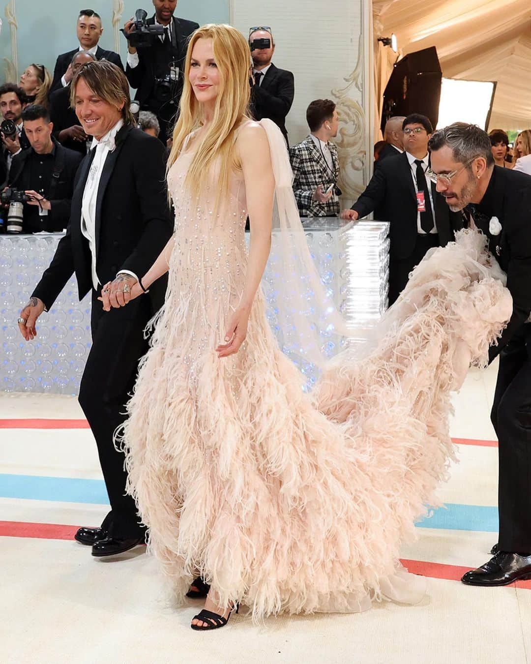 TIME Magazineさんのインスタグラム写真 - (TIME MagazineInstagram)「It’s officially the first Monday of May. Swipe through for #MetGala looks.   Photographs by @gettyimages」5月2日 7時54分 - time